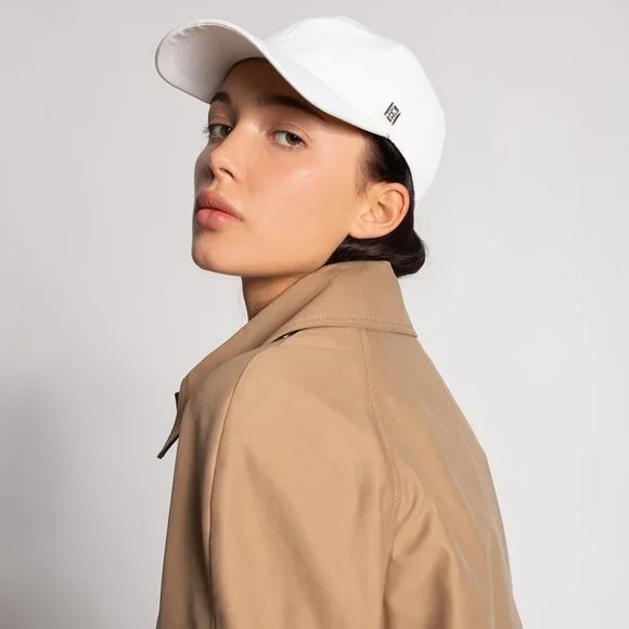 NWT Toteme Logo-Plaque Cotton Baseball Cap Off-white - Picture 10 of 11